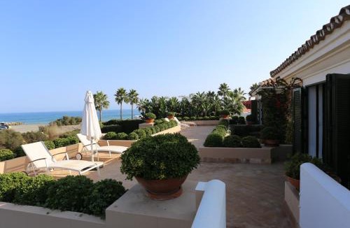 Atalaya-Isdabe Villa | Las Ranas CASASOLA BEACH & GOLF VILLA