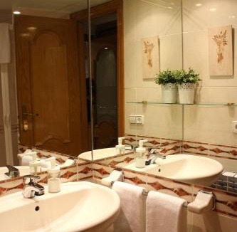 Ainsa-Sobrarbe Apartment | Las Tres Sorores