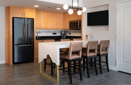 Las Vegas Condo | Las Vegas | Pool & Near Strip | 2BR Grand Plus