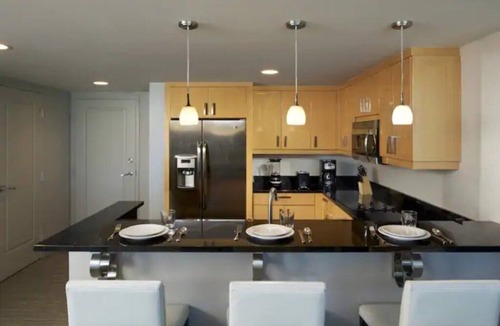 Las Vegas Condo | Las Vegas | Pool & Strip Access | 3BR