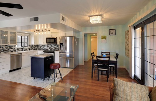 Chinatown House | Las Vegas Townhome w/ Community Pool & Hot Tubs!