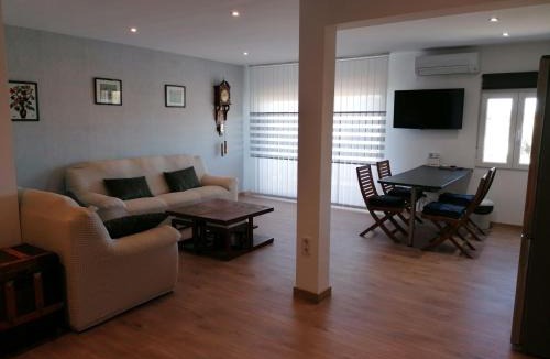 Buendia Apartment | Las Vistas