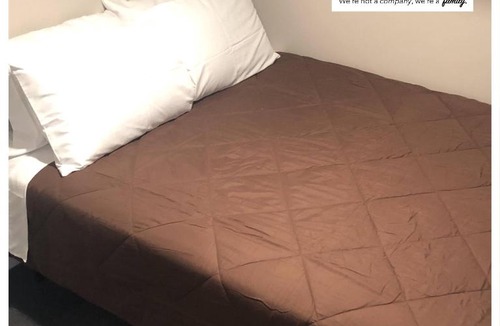 Roseland Hostel | LaSalle Lodge II