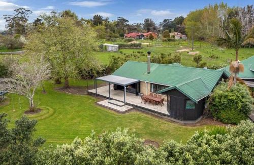 Dairy Flat House | Lascelles Escape