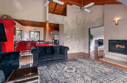 Dairy Flat House | Lascelles Escape