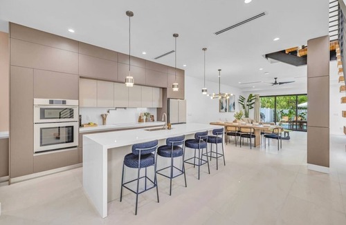 Lake Ridge House | LasOlas-8 BD Two Pool-BBQ-Games