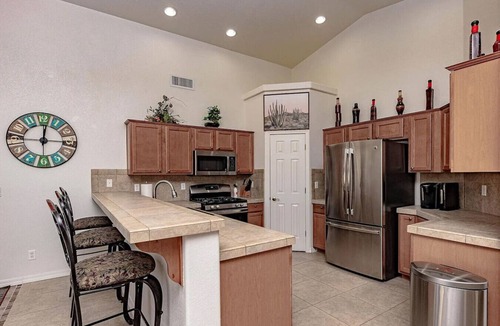 Fort Mohave House | Last Min Booking/Late Night Self Check-In/Ready4U