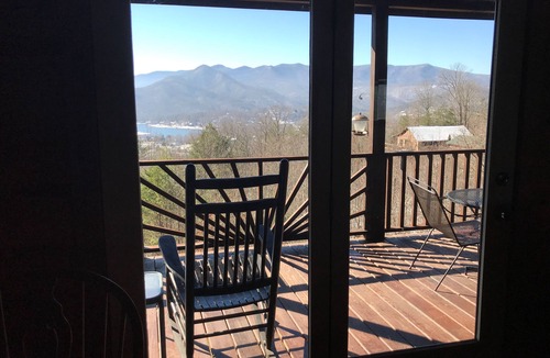 Hiawassee Cabin | Last Min Disc Pictures Don’t Do View Justice Hot tub. Pool Table. Easy to get to