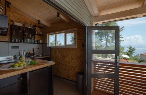 Rogac Ski Chalet | Last Minute Deal 20% Off/Unique sea-view chalet
