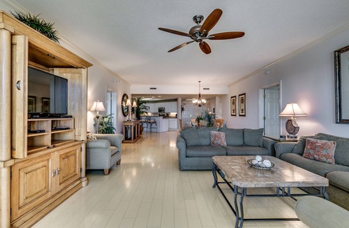 Arcadian Shores Condo | LAST MINUTE DEAL MAY 16-23 2310 DOLLARS/WEEK