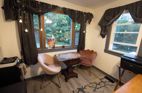 Cavendish House | Last minute holiday weekend availability! Book now for 3 day weekend at Okemo!
