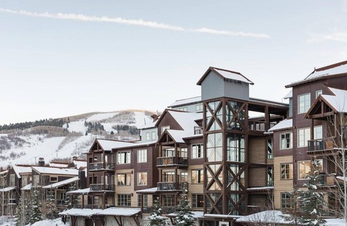 North Park City Condo | Last-Minute Savings! Penthouse with Ski-in/Ski-out Access and Private Hot Tub!