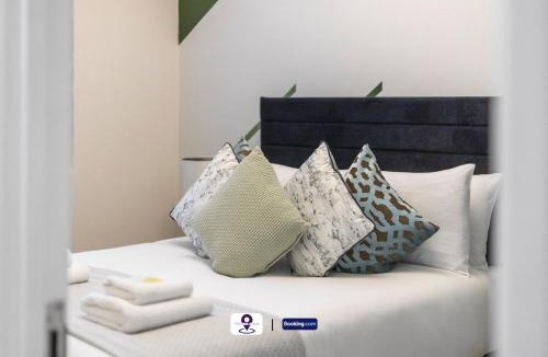 Shaftesbury Apartment | Last-Minute Specials ! Last Chance l Lavender Hill l Exclusive Deal on 2 Bedroom, High Spec Luxury Flat By Finesse Stays Short Lets & Serviced Accommodation London With Free WiFi