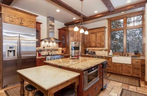 The Highlands House | Last Nickel Lodge: Private Home on Golf Course, Hot Tub, Pool Table, Foosball