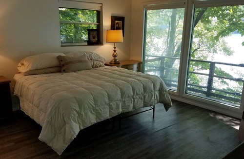 Andersonville House | "Last Resort" on Norris Lake, 3BR, 3BA, Andersonville, TN Home
