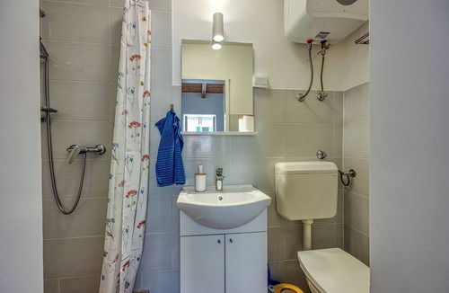 Cove Murtar Hotel | Lasta 25 Lošinj Town Twin Room, Mali Lošinj, Croatia