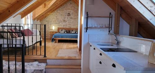 Rogoznica House | Lastin Dvor