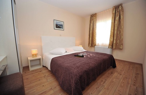 Potocnica Hotel | Lastura Aparthotel & Mobile Homes