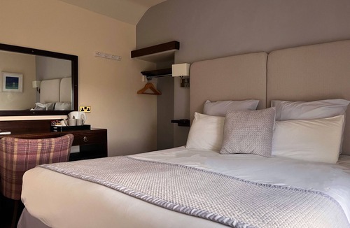 Over Haddon Hotel | Lathkil Hotel