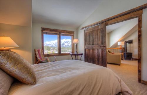 Big Sky House | Latigo Lodge