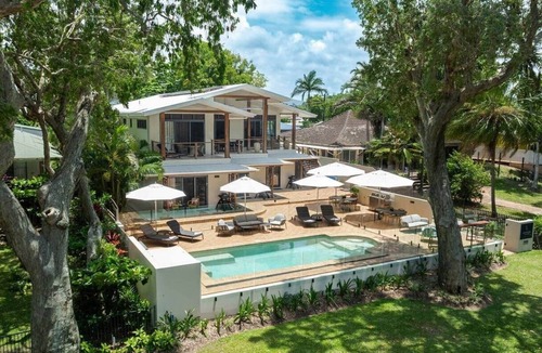 South Mission Apartment | Latitude 17 - Suite 1