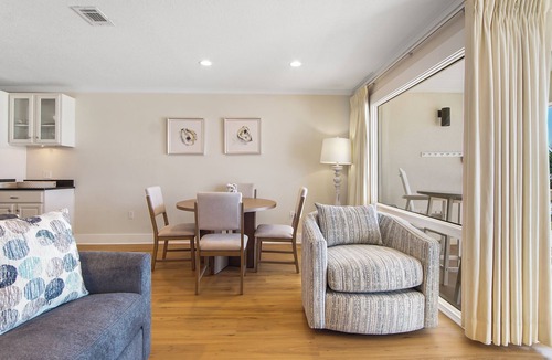 Fort Bay Condo | Latitude 24! Recently renovated! A must see! Spectacular oceanfront views!