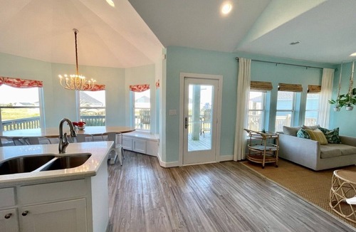 Port Bolivar House | #Latitude Adjustment - 4 Bedrooms - 3 Bath - Sleeps 13