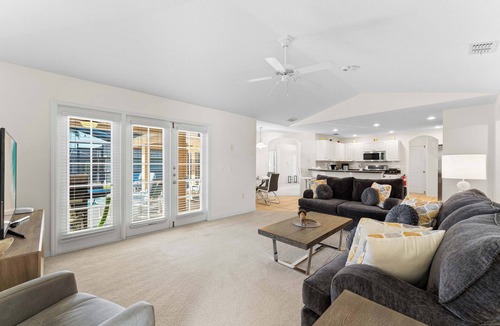 Tuscan Ridge House | Latitude Adjustment Tuscan Ridge