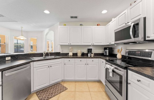 Tuscan Ridge House | Latitude Adjustment Tuscan Ridge