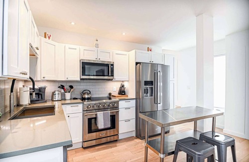 Pine Point House | Latitude Adjustment – Walk to Beach & Dining!