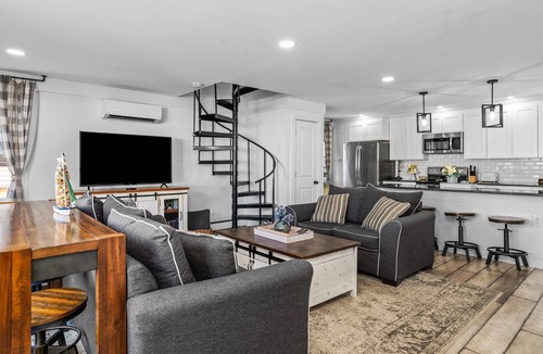 Sterling Forest House | Latitude Lake House | Lake Access Fire Pit