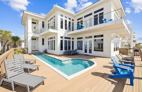 Crystal Beach House | Latitudes