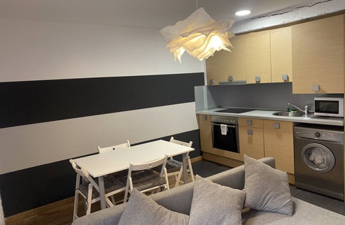 Barbastro Apartment | Latre Somontano House