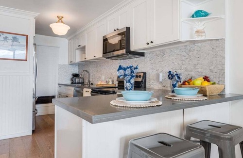 Maalaea Condo | Lauloa 105 2BD OceanFront Getaway w AC Pool