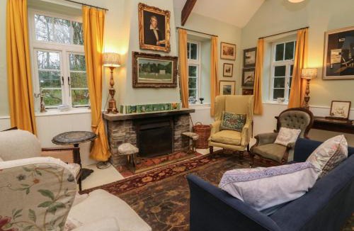 Clovelly House | Laundry Cottage