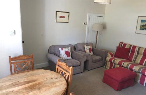 Newbridge House | Laundry Cottage