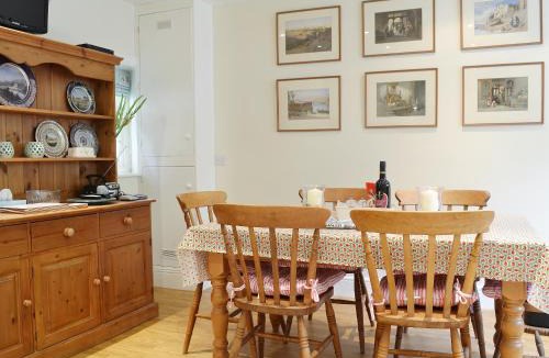 Rudston House | Laundry Cottage