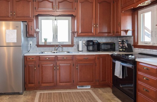 Lititz House | Laurel Cottage 4 BR 1 Bath