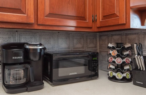 Lititz House | Laurel Cottage 4 BR 1 Bath