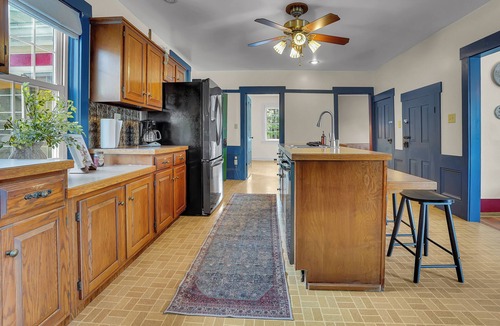 Tylersville House | Laurel Haven | Private Pool + Fireplace