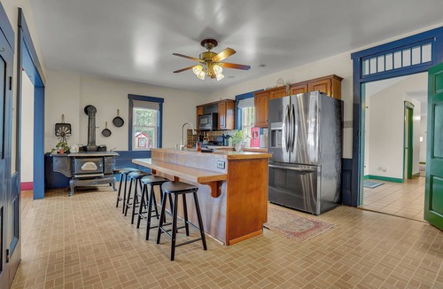 Tylersville House | Laurel Haven | Private Pool + Fireplace