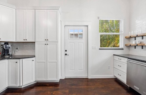 Laurel Park House | Laurel Park Oasis - Pool, Grill & Putting Green - Main House Only