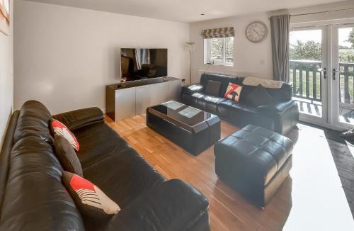 Brigg House | Laurel - Uk50107