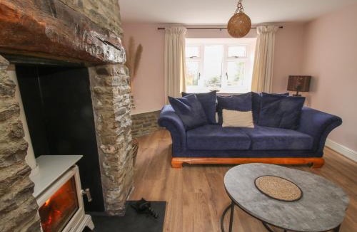 Bishops Castle House | Laurgeths House