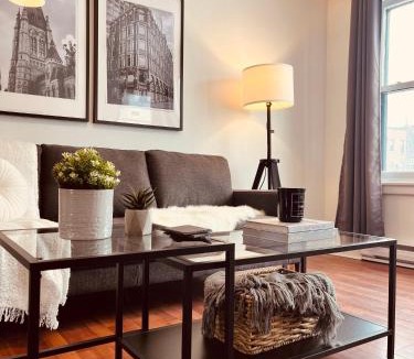 Hull Apartment | Laurier Hotel
