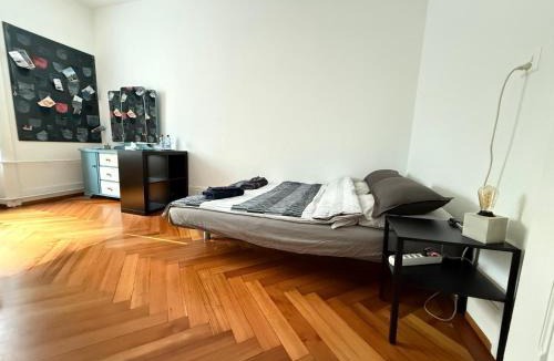 Lausanne Center House | Laus-Angeles