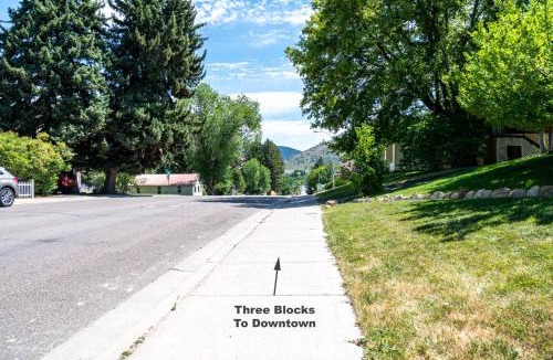 Lava Hot Springs House | Lava Hideout Cabins