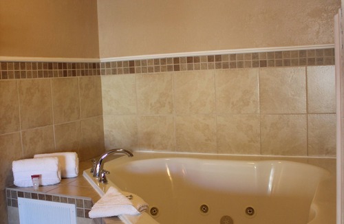 Lava Hot Springs Hotel | Lava Spa Motel & RV Park