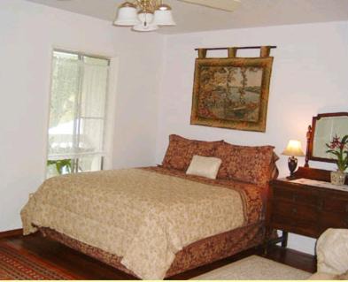 Kapoho Bed & Breakfast | Lava Tree Tropic Inn