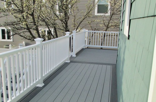 Ortley Beach House | LAVALLETTE New Panoramic Deck, Outdoor shower, and Kitchen INCLUDES BEACH BADGES